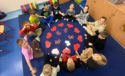 Zdjęcie do Dzień 2 w ramach Tygodnia Przeciwdziałania Przemocy R&oacute;wieśniczej 